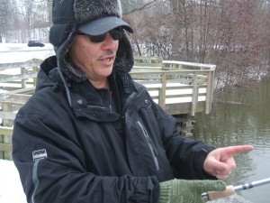 Holmes explains the average length of pickerel in the Thames.