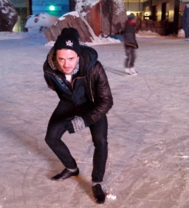 ew Zealand short track speed skater Blake Skjellerup demonstrates the sport's starting stance.